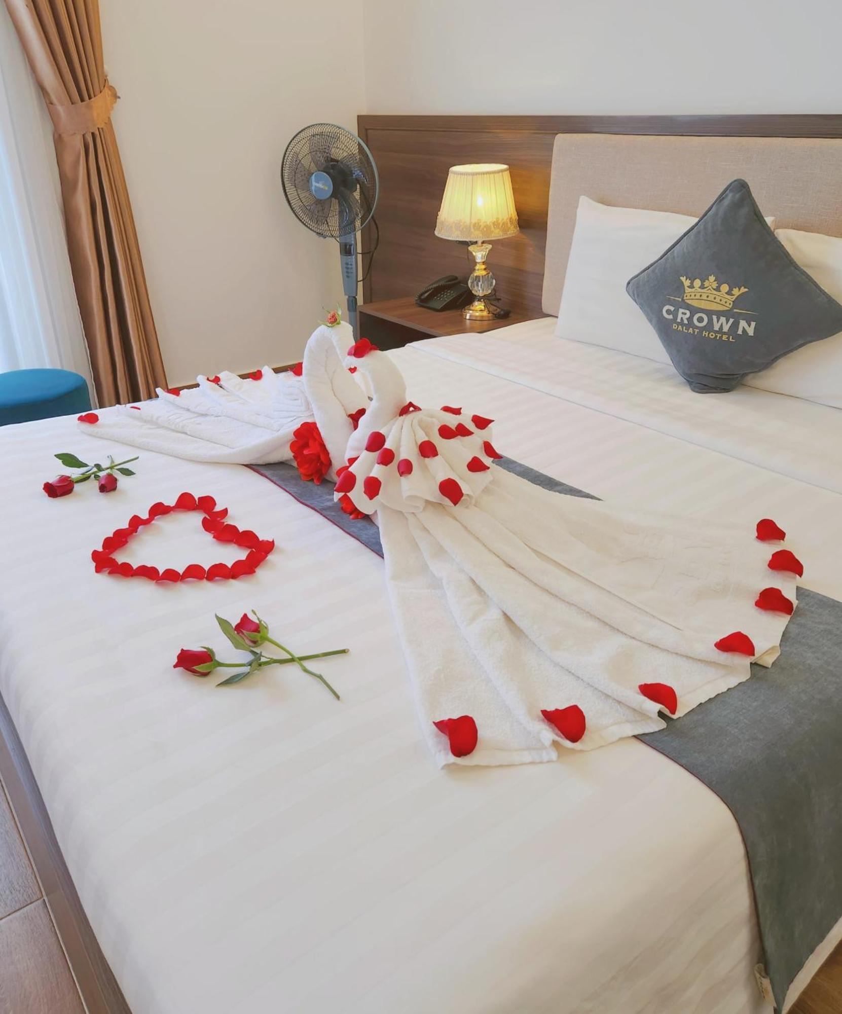 Crown Dalat Hotel Extérieur photo